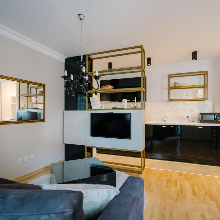 NAR Royalton Deluxe Apartment #63 Free Parking - One-Bedroom Apartment - 2