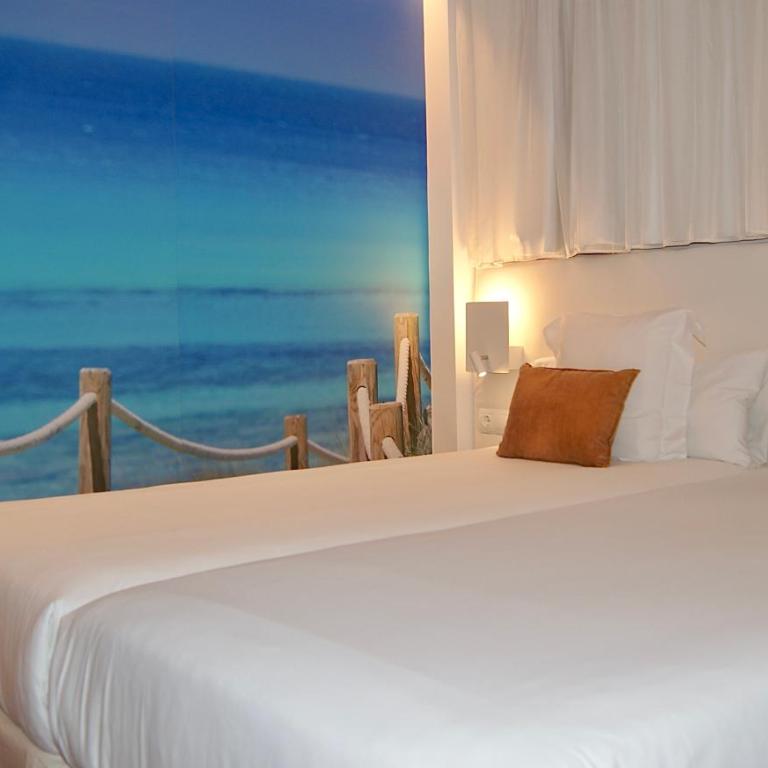 Apartamentos Llobet Ibiza - Apartamento de 1 dormitorio con vistas al jardín - 21