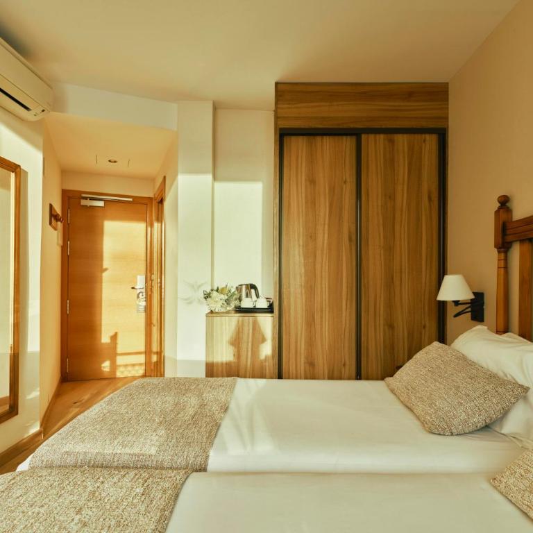 Beneste Villa Flamenca Hotel - Habitación Clásica - 3