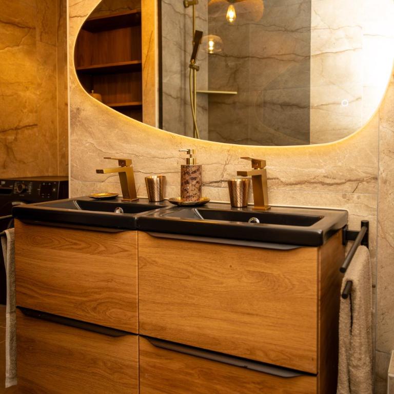 Private "L'Or Tensia" Apartment in Center with Terrace and Free Parking - Appartamento con 3 Camere da Letto - 7