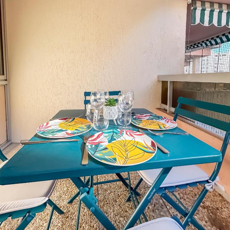 Studio avec piscine, balcon privé à 5 min plage - Studio - Vue sur Piscine - 7