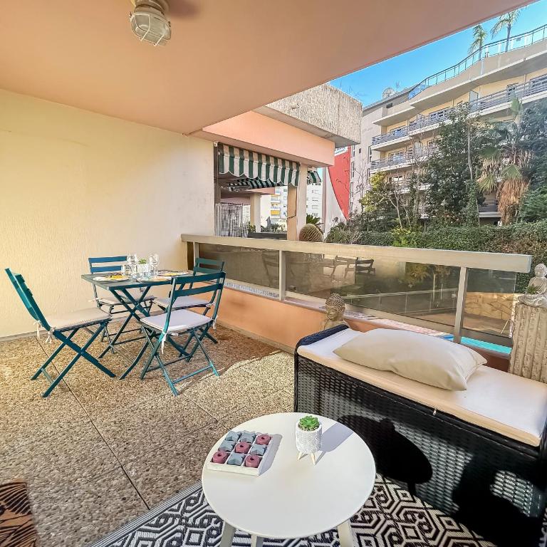 Studio avec piscine, balcon privé à 5 min plage - Studio - Vue sur Piscine - 3