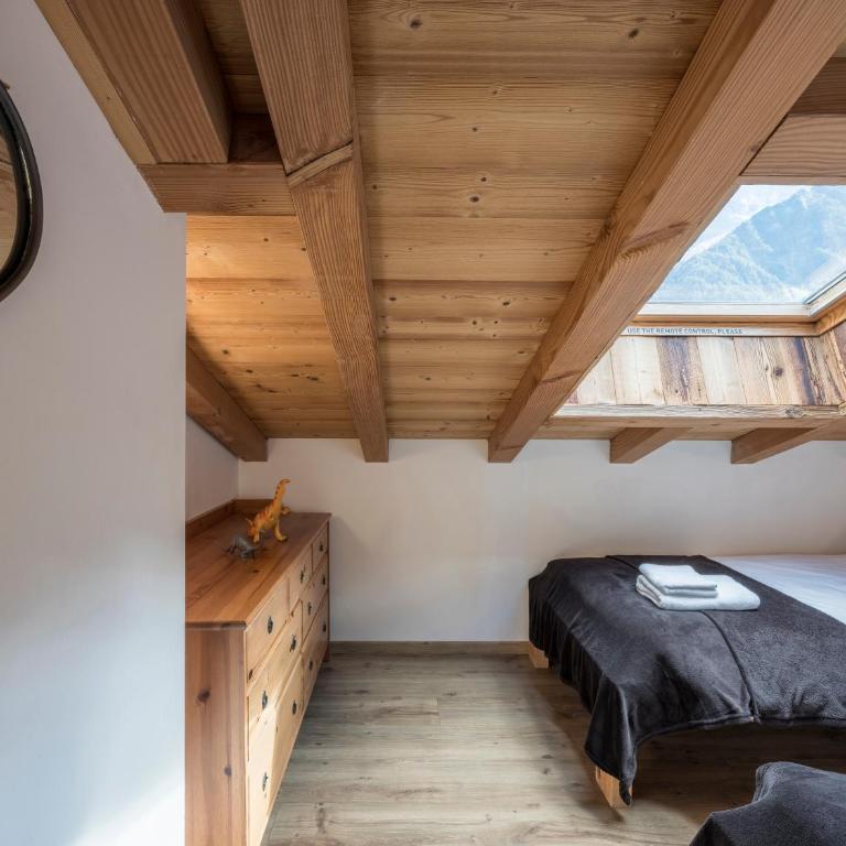 Chalet CLADIE - Private Jacuzzi & Sauna - View of Mont Blanc range - By Cozee Rentals - Chalet - 61