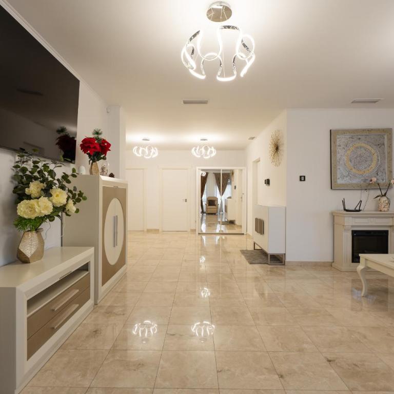 Exclusive Villa City, Beach & Golf - Villa - 16