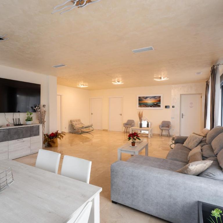 Exclusive Villa City, Beach & Golf - Villa - 28