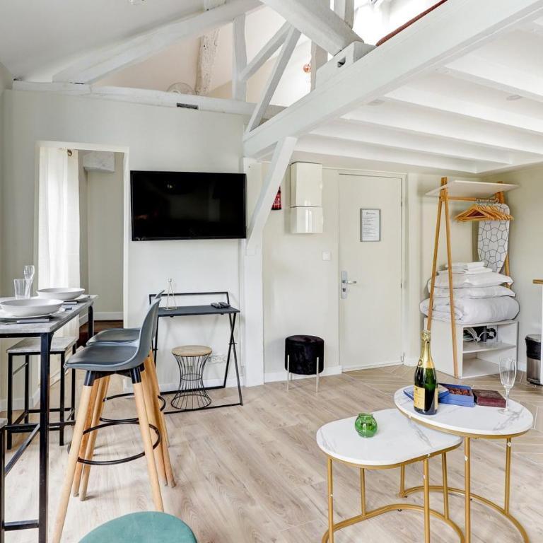 Bluestay 24 - Superb apartment in Paris - Apartment - 9