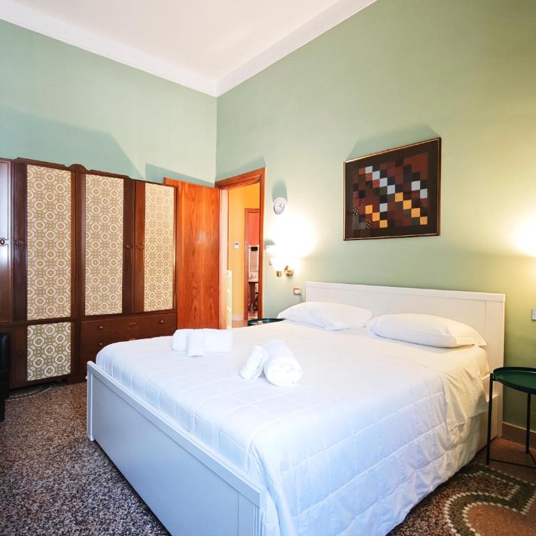 Dimora Cavour - Appartamento Standard con 2 Camere da Letto - 1