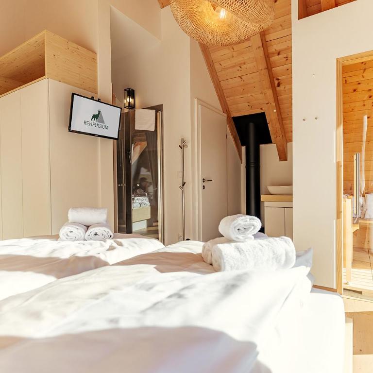 Rehfugium Lachtal by ALPS RESORTS - Two-Bedroom Chalet with Sauna 5 - 7