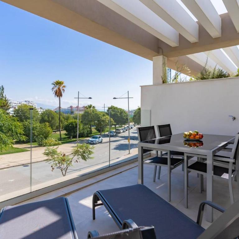 Bright and Stunning 2 bed Apartment in Southbay - RDR530 - Two-Bedroom Apartment - 32