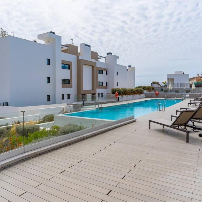Bright and Stunning 2 bed Apartment in Southbay - RDR530 - Two-Bedroom Apartment - 41
