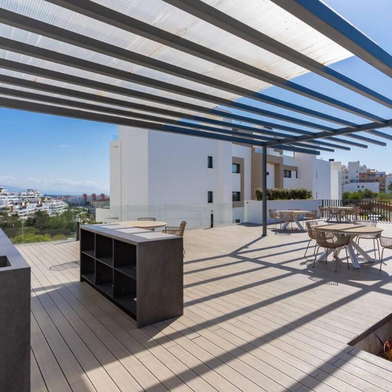 Bright and Stunning 2 bed Apartment in Southbay - RDR530 - Two-Bedroom Apartment - 42