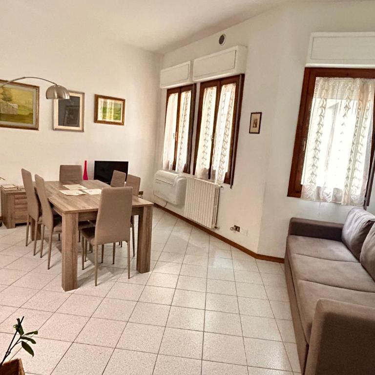 Federighi 2bd, 2bath, with elevator by FlorenceHospitality com - Two-Bedroom Apartment - 5