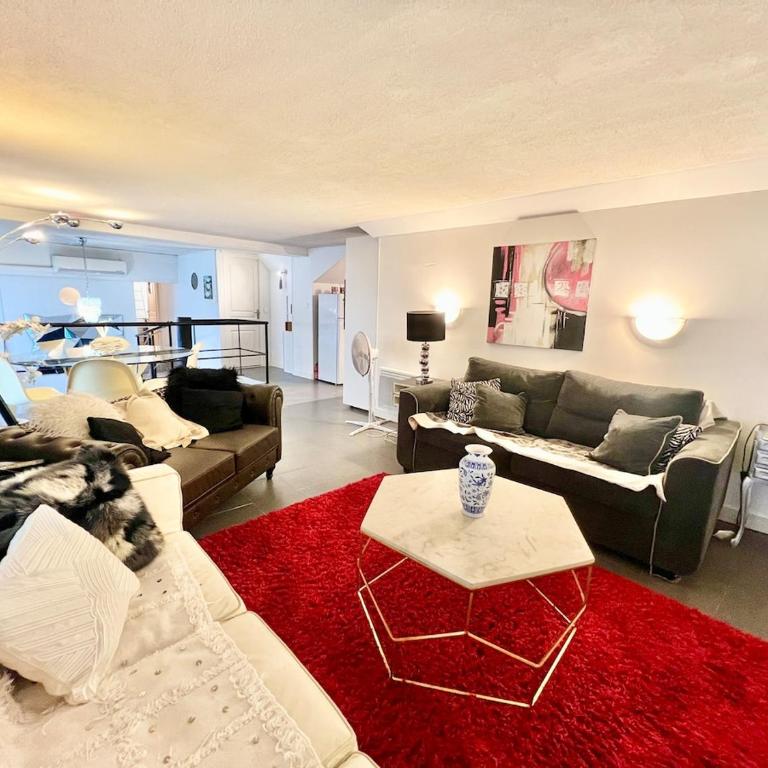GRAND DUPLEX - Chic & Confort - VIEUX-PORT 2min à pied - CLIMATISATION - WIFI Gratuit - Appartement - 5