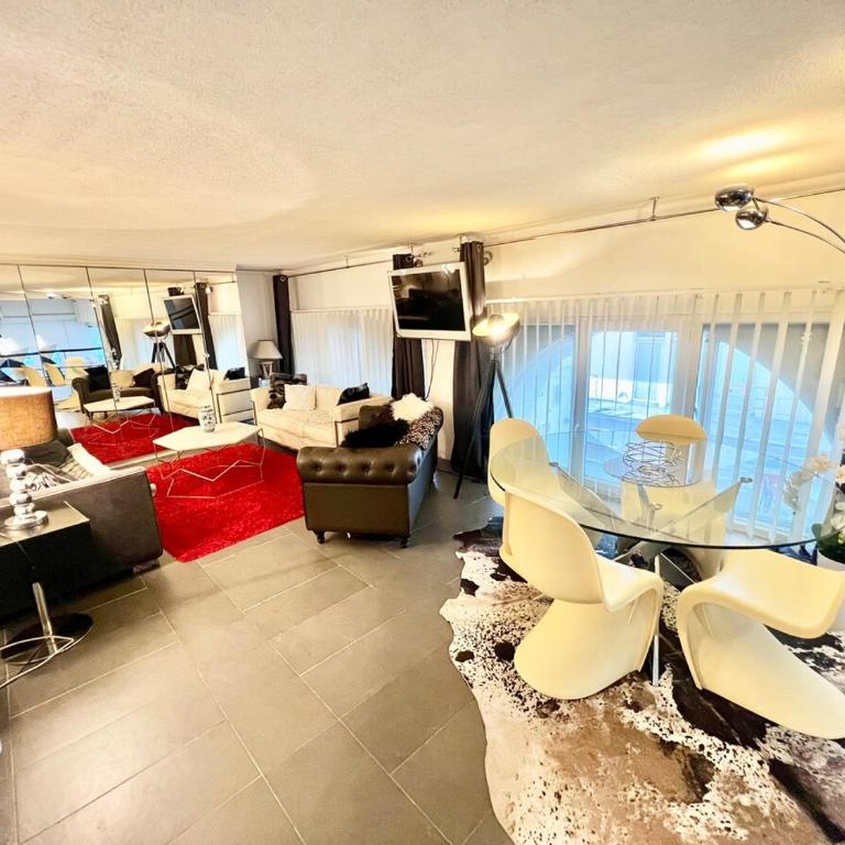 GRAND DUPLEX - Chic & Confort - VIEUX-PORT 2min à pied - CLIMATISATION - WIFI Gratuit - Appartement - 9