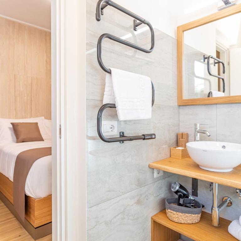 Guest House Aura - Lumys Fiumicino - Double Room with Private Bathroom - 9