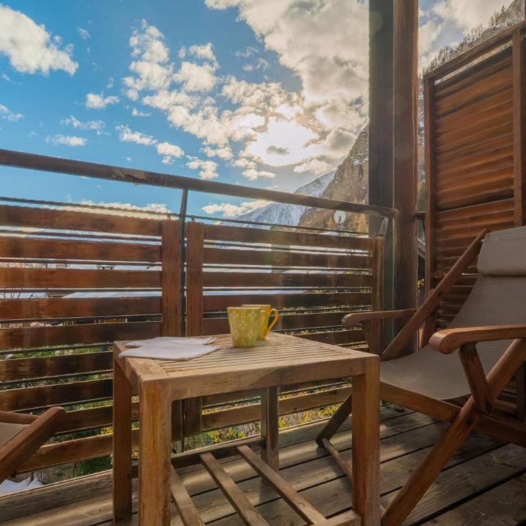 MAISON GLENDA - Respira la quiete alpina - Appartamento con 3 Camere da Letto - 5