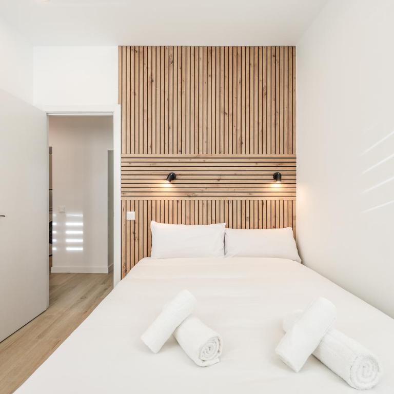 Elegant Space for Your Madrid Stay - Two-Bedroom Apartment - 14