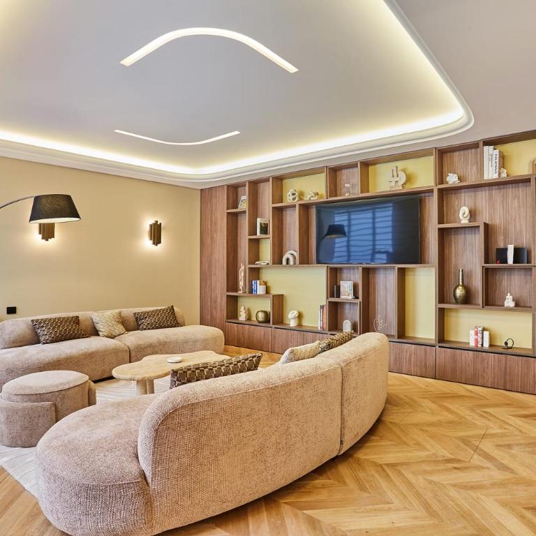 Incredible Le Marais apartment with Terrace - Four-Bedroom Apartment - 1