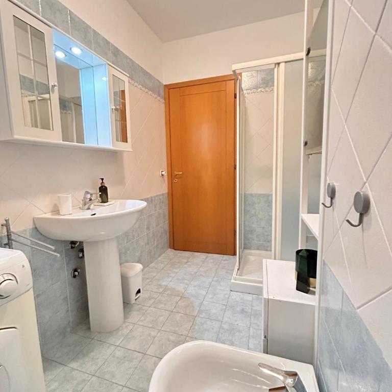 Galliano Flexrent - Immobiliare Abissinia - Two-Bedroom Apartment - 11