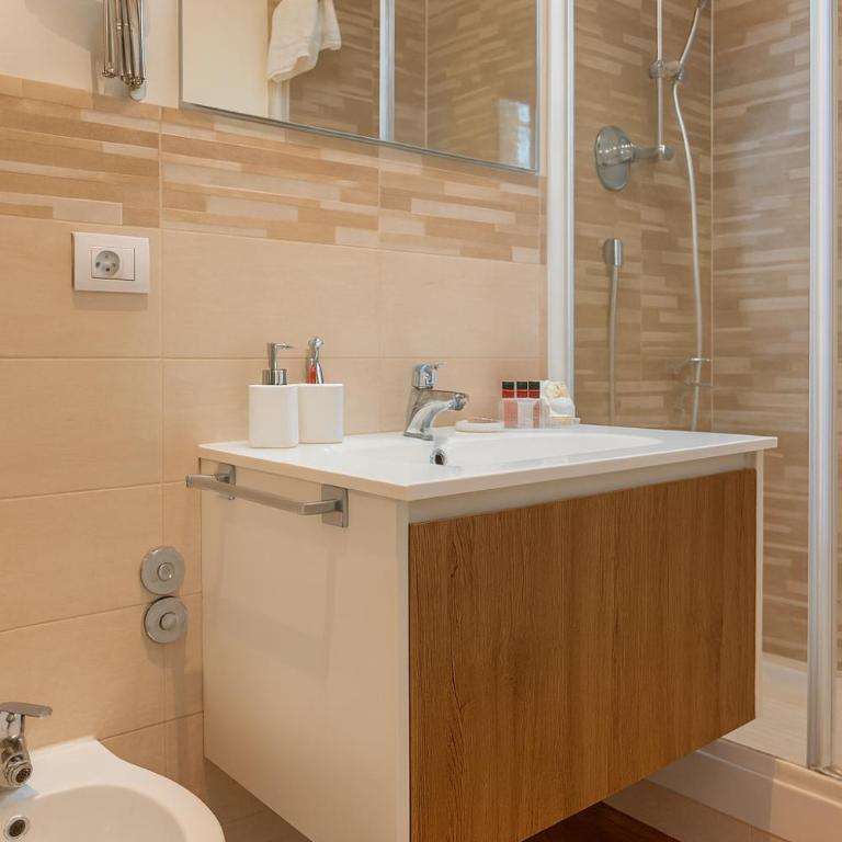 IHH COLLECTION - IHH Suites Roma - Camera King - 8