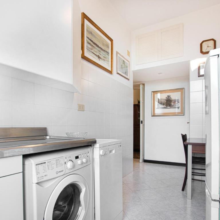 Happygenoa - Appartamento con 3 Camere da Letto - 10