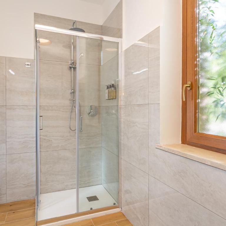 Guest House Aura - Lumys Fiumicino - Double Room with Private Bathroom - 13