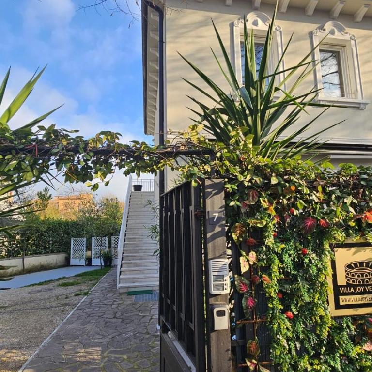 Lovely Suite, Villa Joy Verona , Luxury Romantic Suite with Jacuzzi, City Center - Appartamento - 27