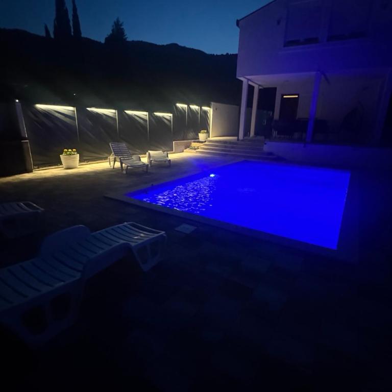 Villa Sale Buna - Three-Bedroom Villa - 17