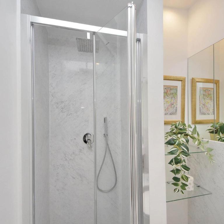 YCH - Luce ed eleganza a Corso Italia - Appartement 2 Chambres - 34