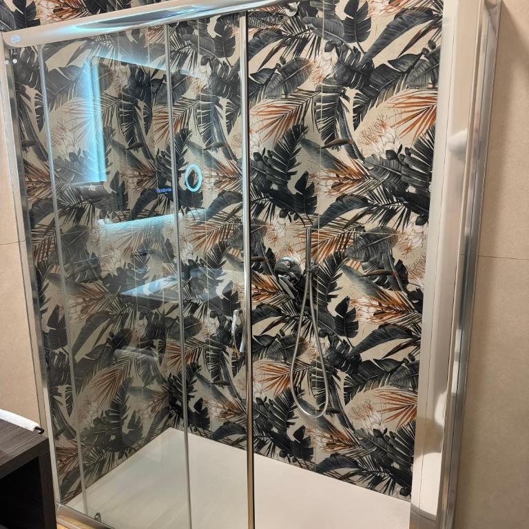 Lepanto Central - Double or Twin Room - 21