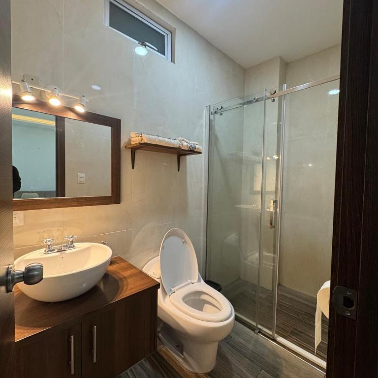 Suite con acceso independiente - Two-Bedroom Apartment - 3