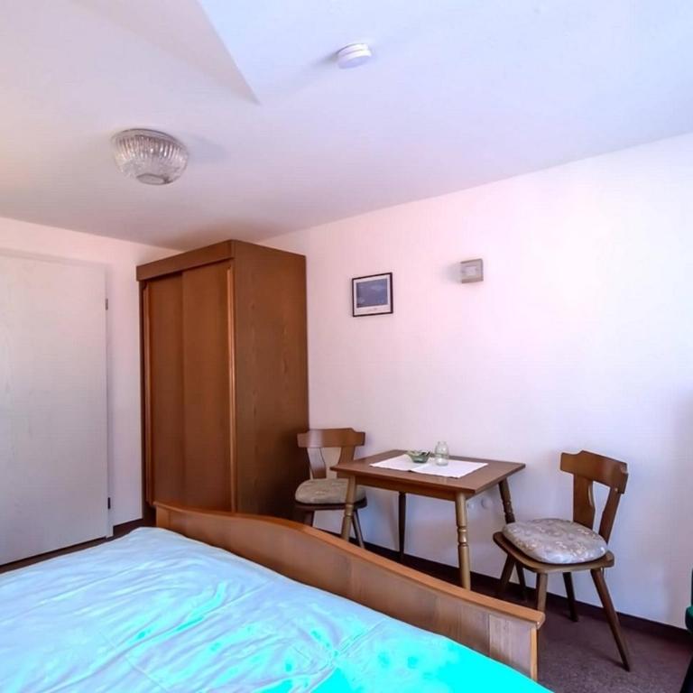 Ferienwohnung Miriam im Haus Dorn-Röschen, Pfronten im Allgäu - Apartment - 6