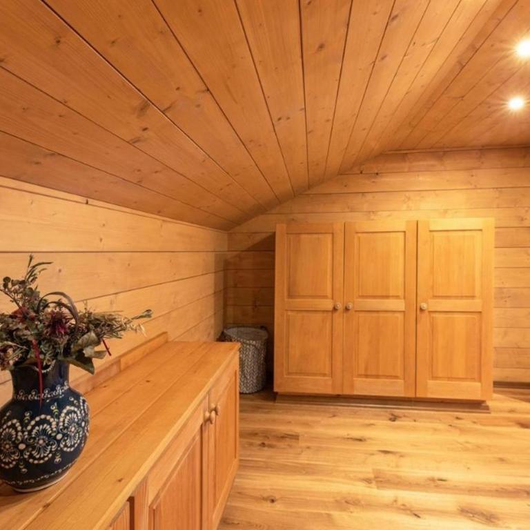 LUXURY Biochalet Charles - Suite mit Balkon - 12