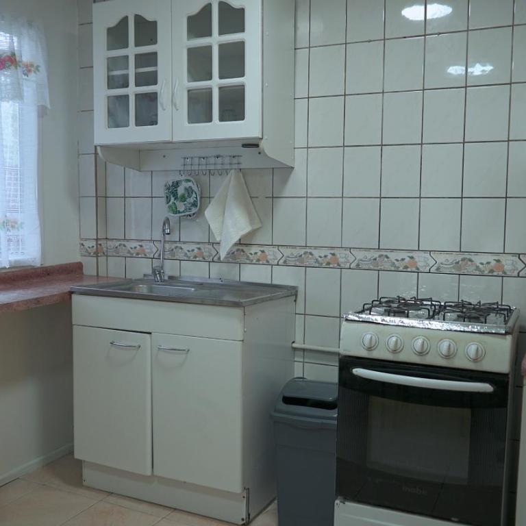 6 personas - Casa amplia y acogedora en zona residencial - Four-Bedroom House - 9