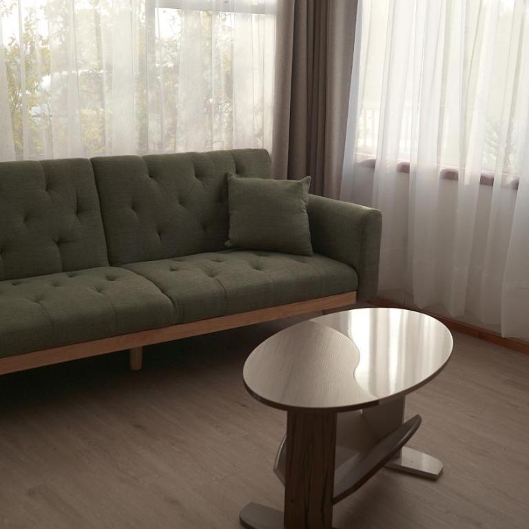 6 personas - Casa amplia y acogedora en zona residencial - Four-Bedroom House - 5