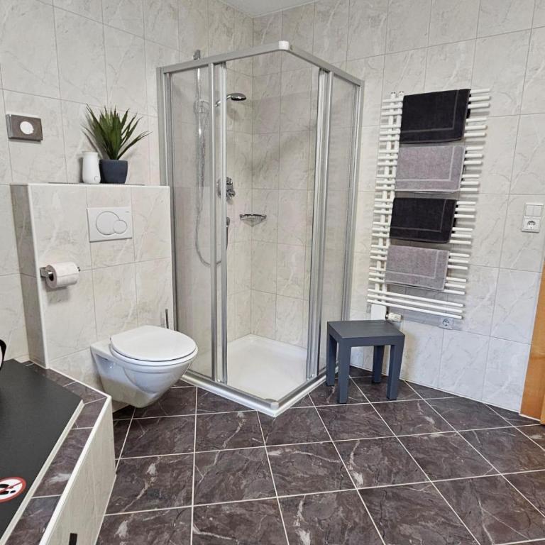 Apart Simple Living - Apartment mit 2 Schlafzimmern und Dusche - 7
