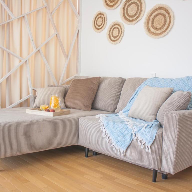 The Dream Getaway SkyLine by DeVasco - Two-Bedroom Deluxe Apartment with Ocean View - 10