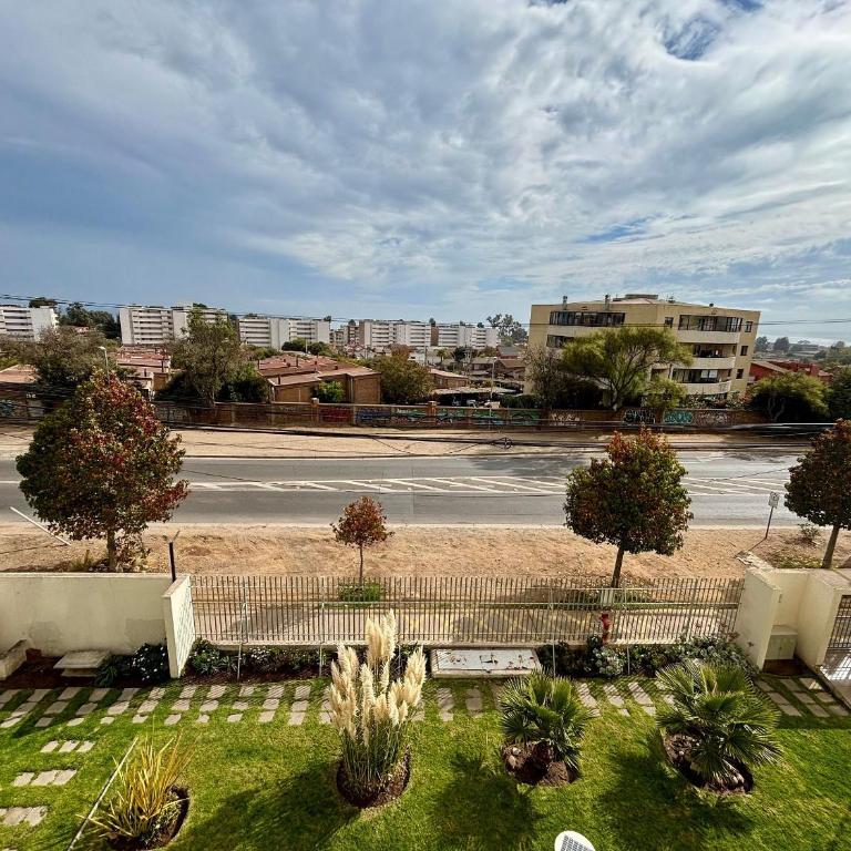 Spacious Apartment on Main Avenue Concón - Apartment - 20