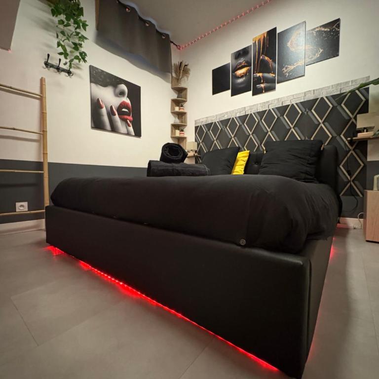 La Sensuelle Parenthèse - One-Bedroom Apartment - 3