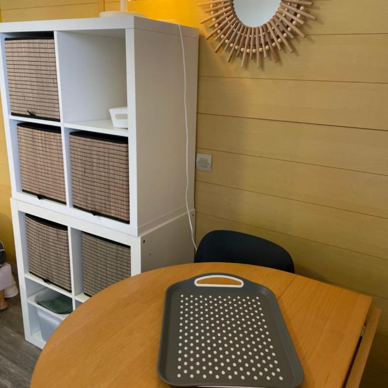 Prunelle studio piscine clim parking - Appartement 1 Chambre - 7