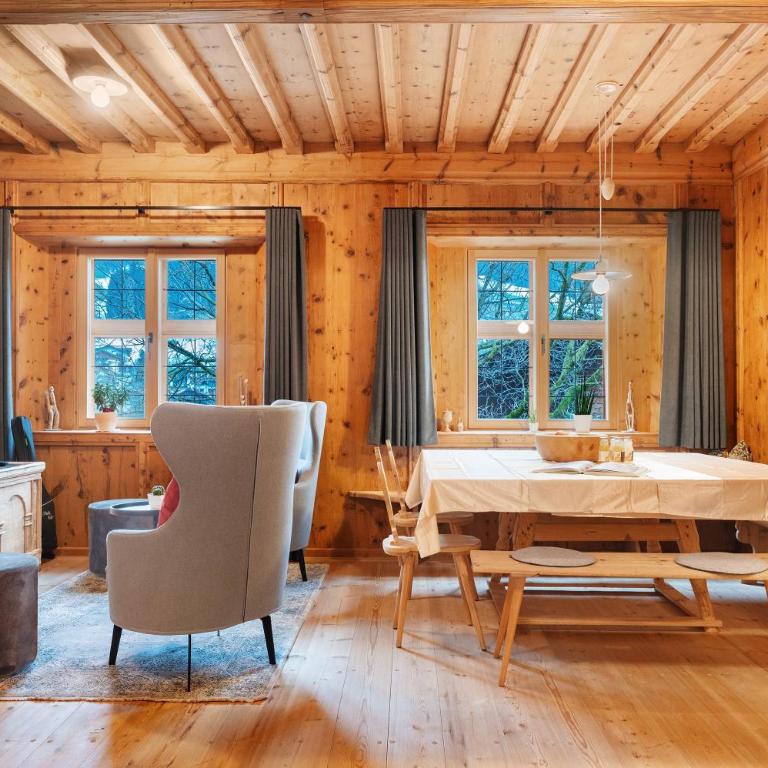 Alpin Chalet Samer Apt Bauernstube - Appartement 3 Chambres Premium avec Balcon - 1