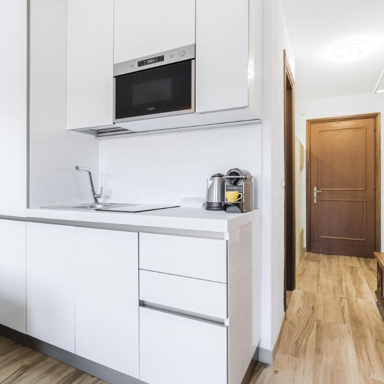 Hostdomus - Yellow Suite - Monolocale Familiare - 11