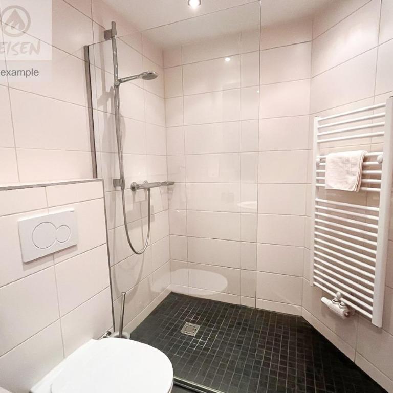 Sporthotel Bergheim - Doppelzimmer mit Zustellbett - 3
