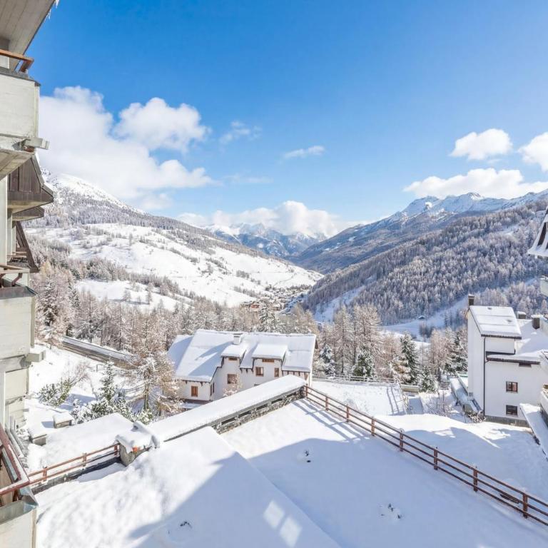 Hostdomus - Yellow Suite - Monolocale Familiare - 28