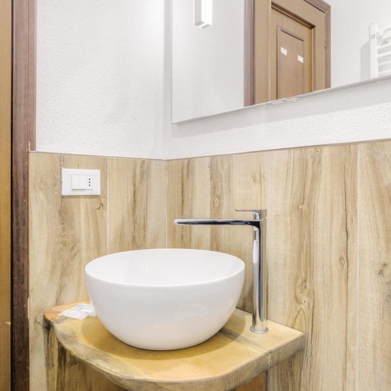 Hostdomus - Yellow Suite - Monolocale Familiare - 16