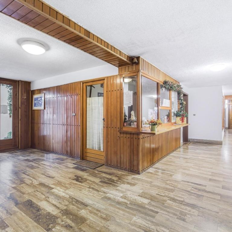 Hostdomus - Yellow Suite - Monolocale Familiare - 25