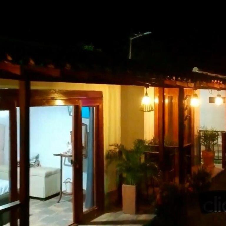 Villa with pool, jacuzzi, Turkish bath, BBQ, kiosk, and green area - Villa - 24
