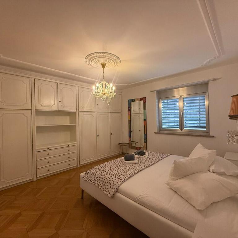Chalet Maithili Lauterbrunnen -152-Year-Old Majestic Chalet - Chalet - 22
