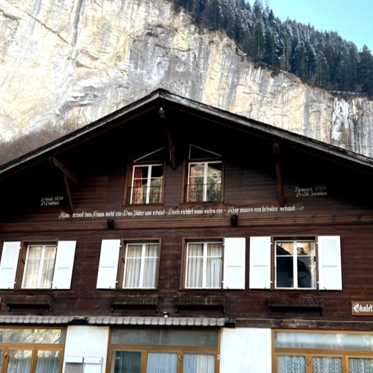 Chalet Maithili Lauterbrunnen -152-Year-Old Majestic Chalet - Chalet - 3