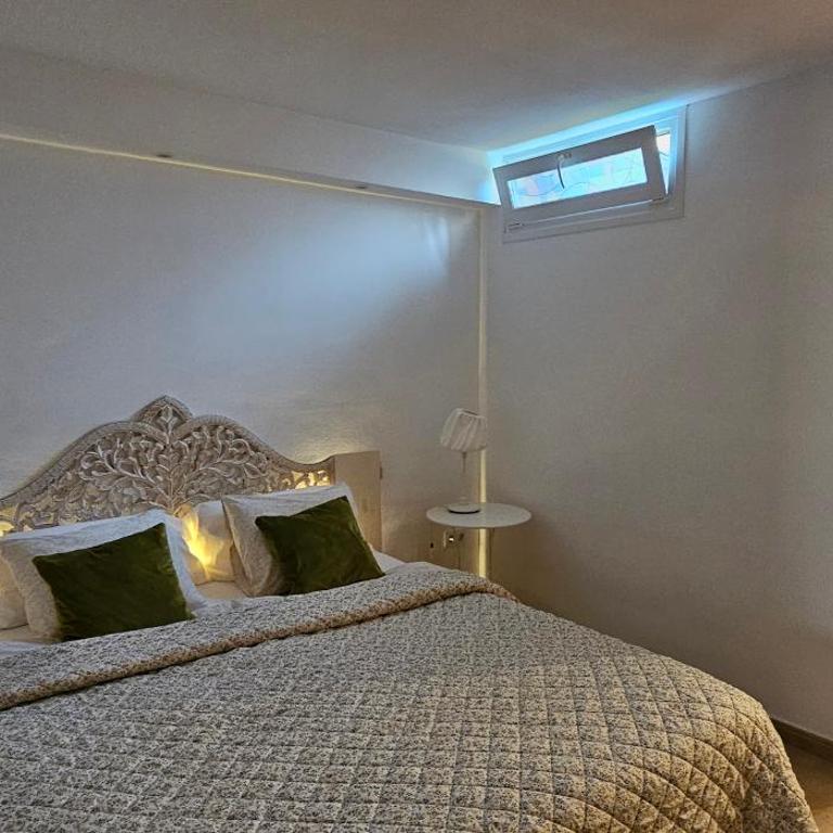 Ocean House - One-Bedroom Standard Apartment - 5